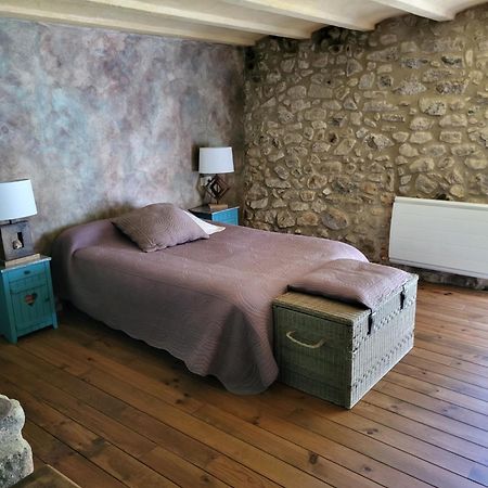 Chambre Ciel Et Terre Et Chambre Terrasse 圣洛朗－德塞尔当 外观 照片